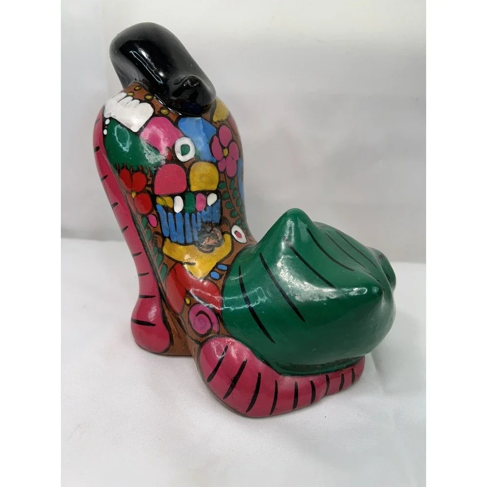 Mexican Folk Art Pottery‎ CAT Figurine Scene of People Celebrating Hand Painted